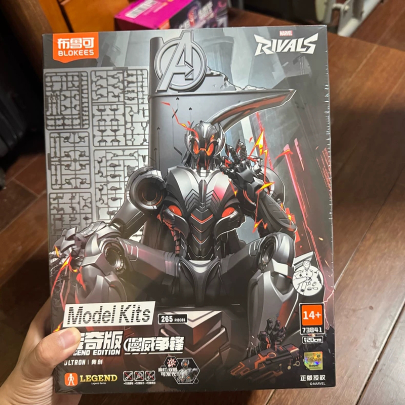 Model Kit Ultron - Blokees Yeni Ultron Legend Edition Yapı