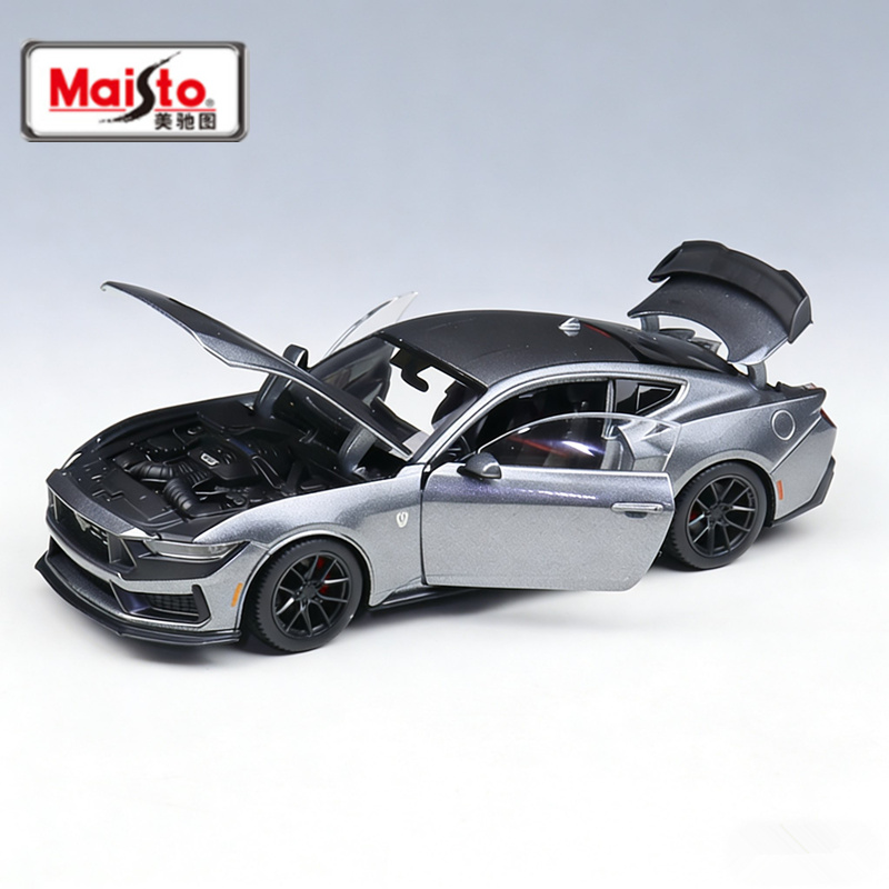 Model Kit Mustang - 1:24 Mustang Dark Horse 2024 Alaşımlı