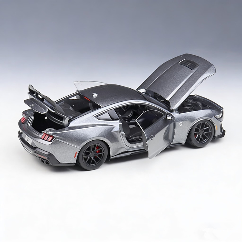 1:24 Mustang Dark Horse 2024 A - Model Kit Mustang incelemesi ve fiyatı