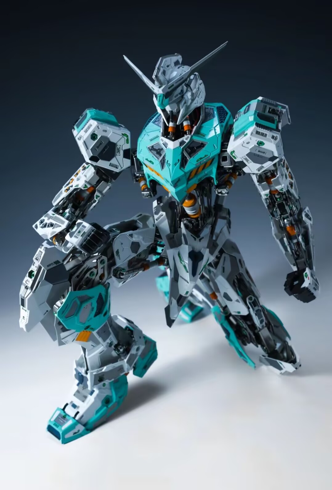 Forge Frontier Model XingSi 1/ - Model Kit Bandai 30 incelemesi ve fiyatı