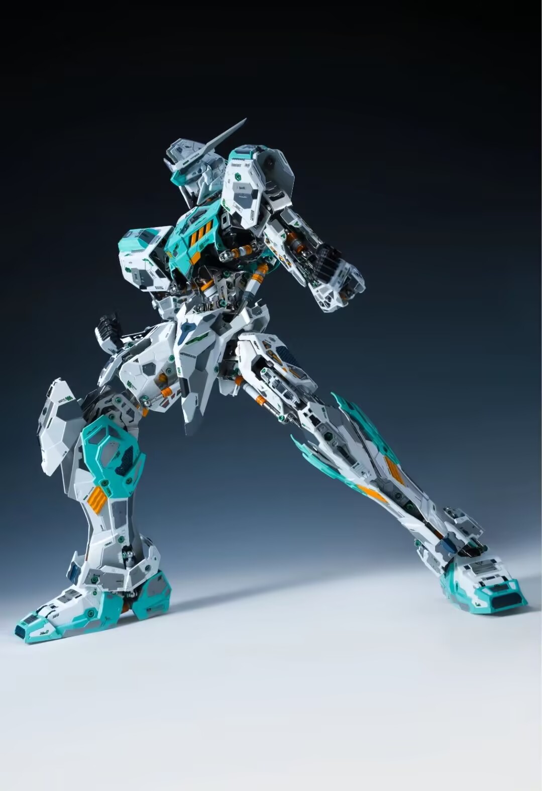 Forge Frontier Model XingSi 1/ - Model Kit Bandai 30 incelemesi ve fiyatı
